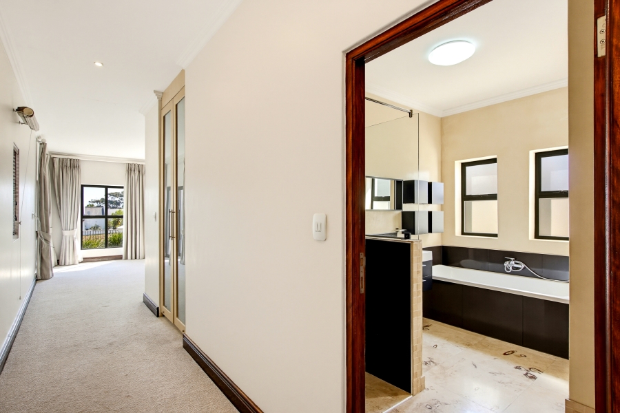4 Bedroom Property for Sale in Croydon Vineyard Estate Western Cape